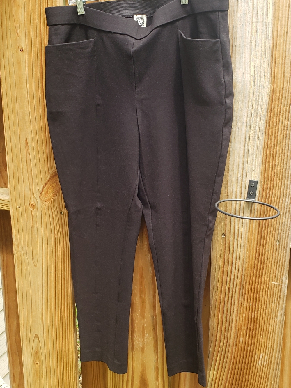 Anne Klein Black Pull-On Pocket Ponte Pants